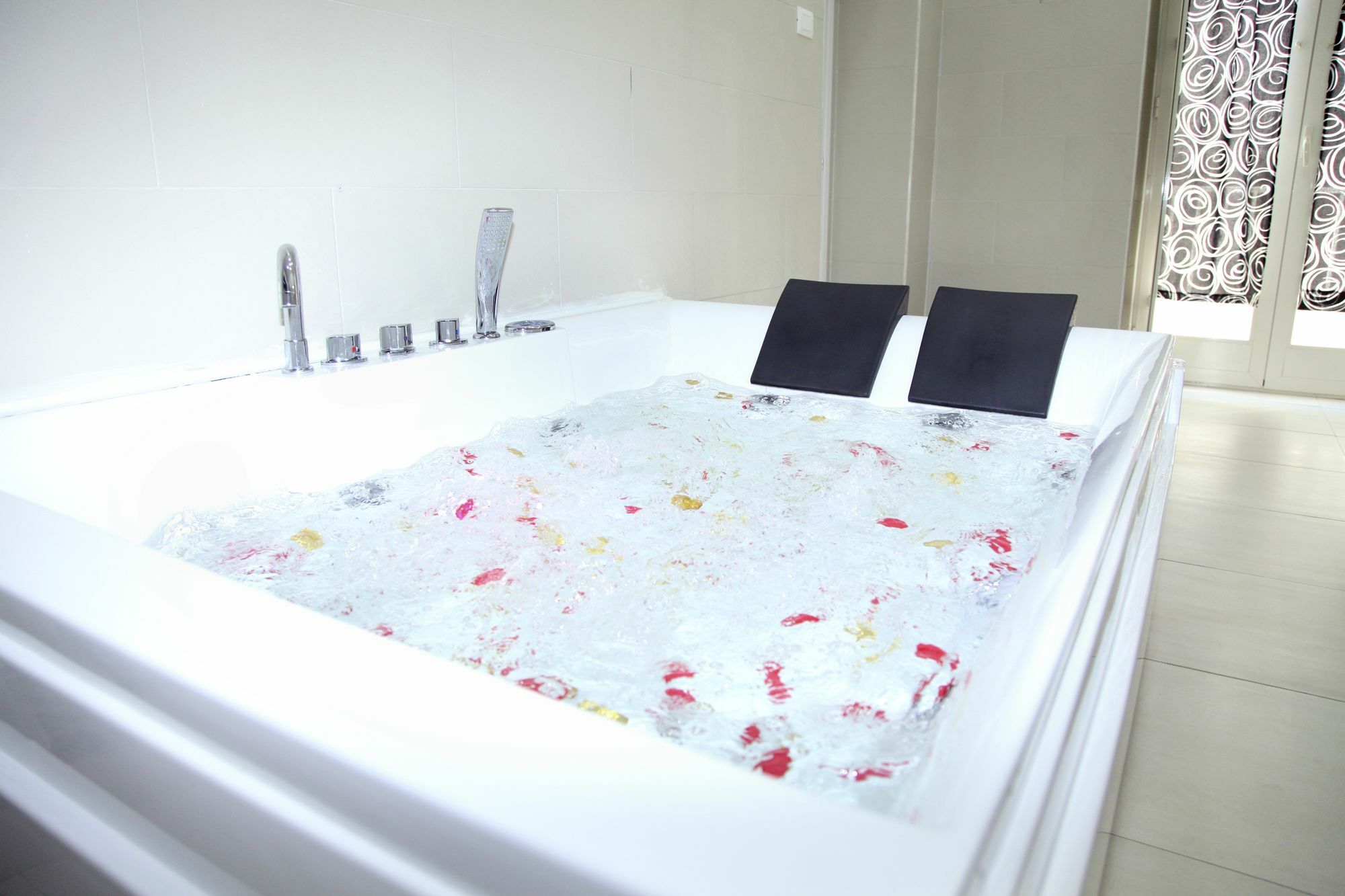 Toledostation B&B เนเปิลส์ ภายนอก รูปภาพ